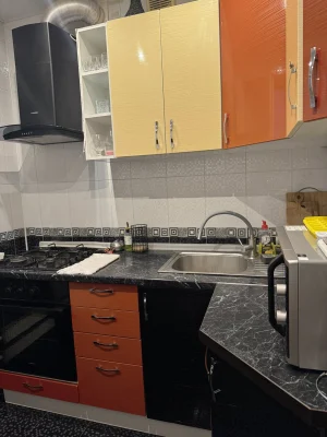 Продам 1 квартиру на Салтівці,вул.Нескорених,48 а