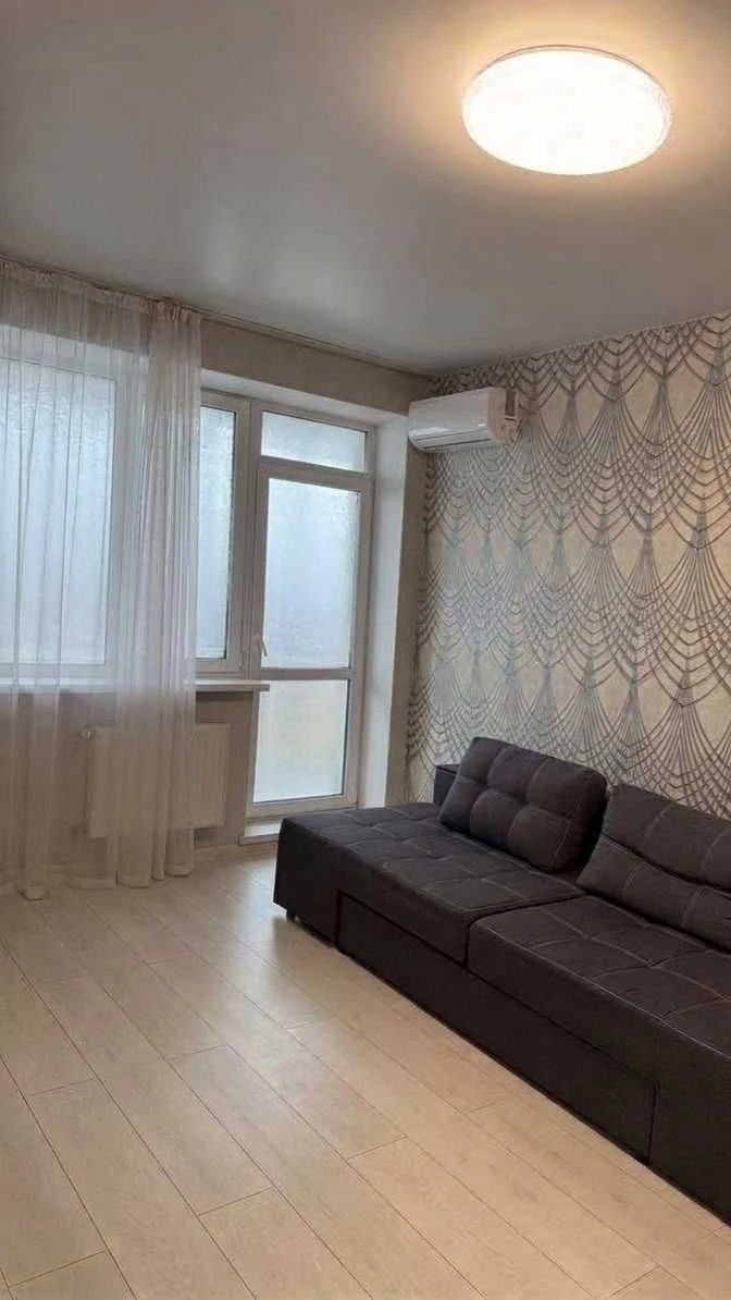 Продам ( продаж) 2кімнатну квартиру.