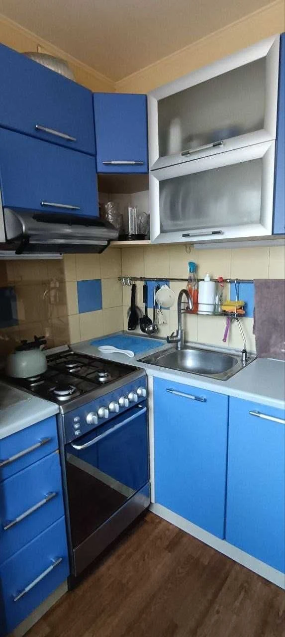 Продам 2ком.квартиру, М."Левада", пр.Аэрокосмический с ремон