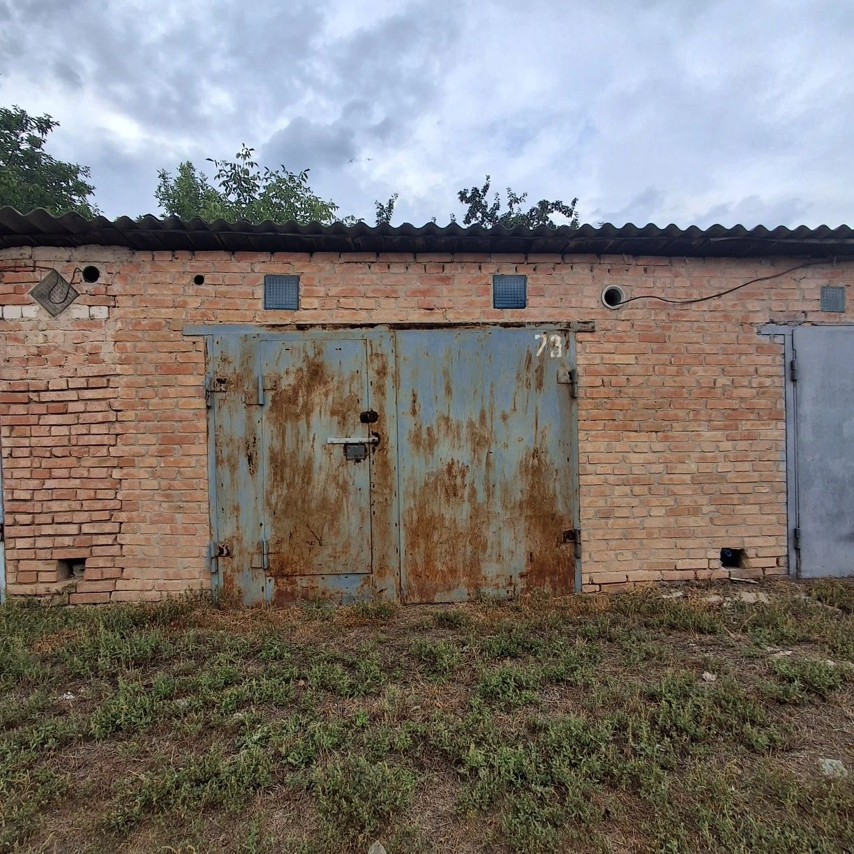 Продам гараж в кооперативів Світанок