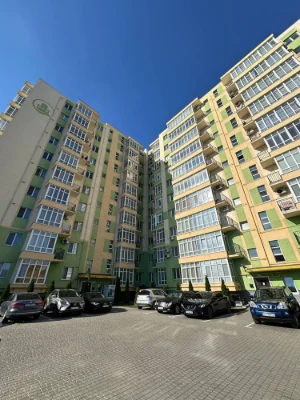 Продаж 1-кімнатної квартири, з відкритим балконом та чудовим
