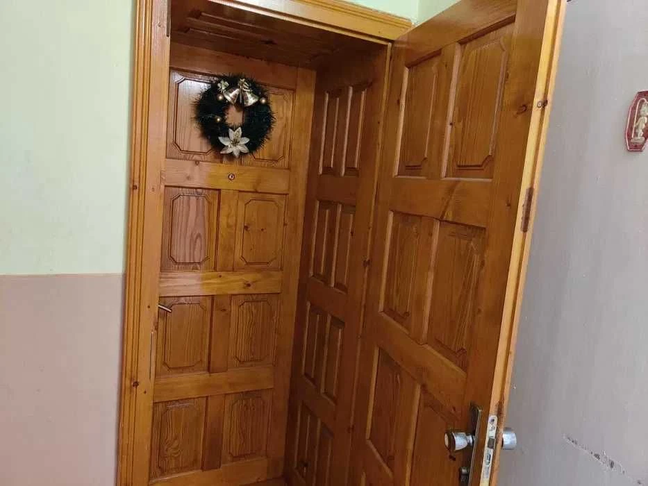 Продаж трикімнатної чешки вул. Скальда (р-н 6 школи)