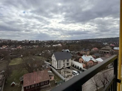 Квартира. Чернівці, Корнелія Дзержика вул.