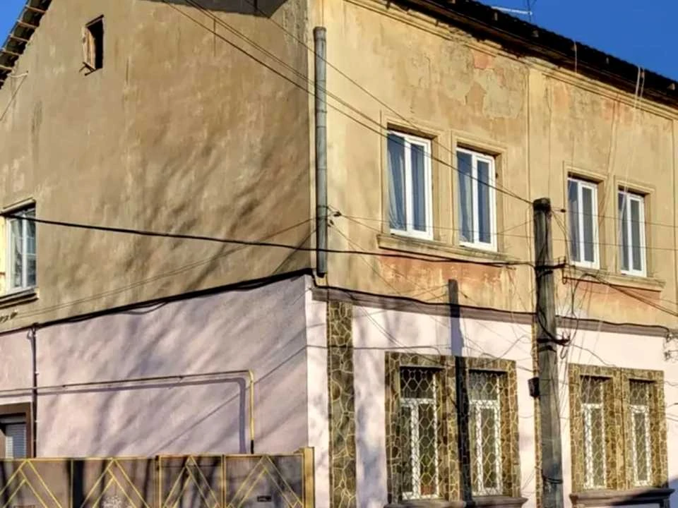 Квартира. Чернівці, Буковинська вул.