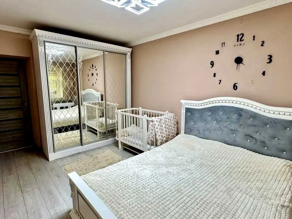 Квартира. Чернівці, Небесної Сотні вул.