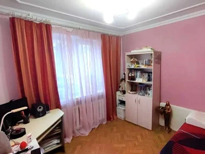 Квартира. Чернівці, Героїв Крут бульв.