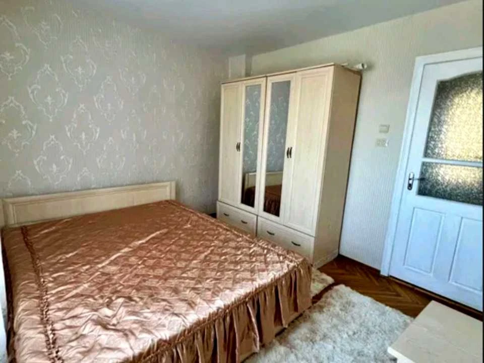 Квартира. Чернівці, Шкільна вул.