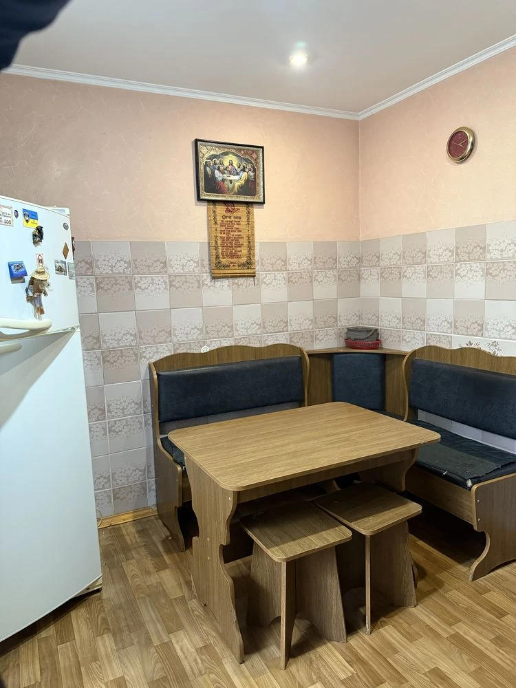 Продам 3к чешку Проспект