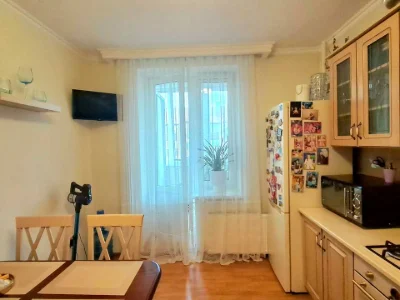 Квартира. Чернівці, Алмазова вул.