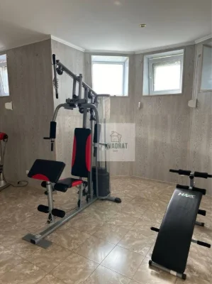 Продам гарний будинок біля Дністра.Для життя або для бізнесу