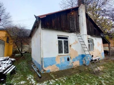 Ділянка. Чернівці, Руська
