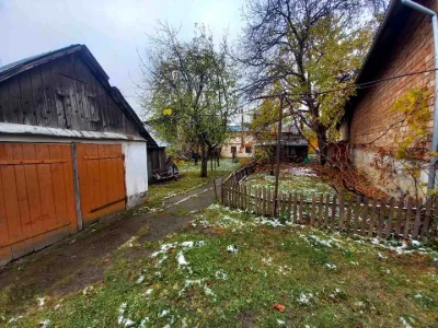 Ділянка. Чернівці, Руська