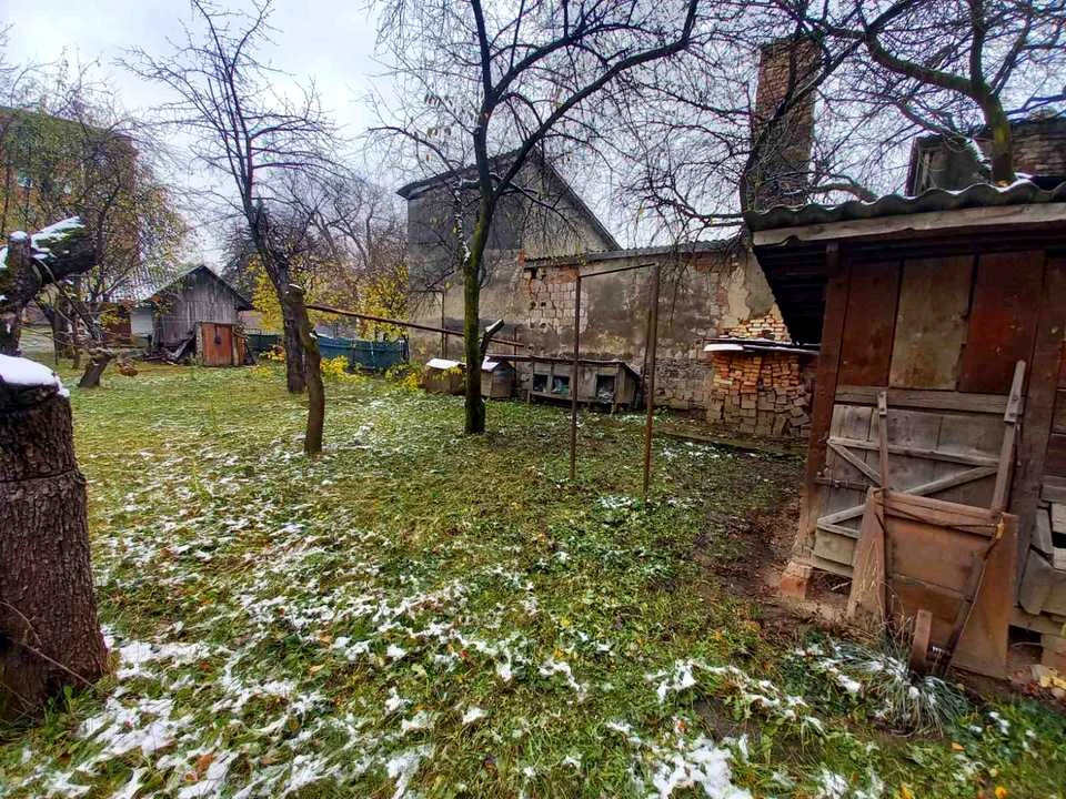 Ділянка. Чернівці, Руська