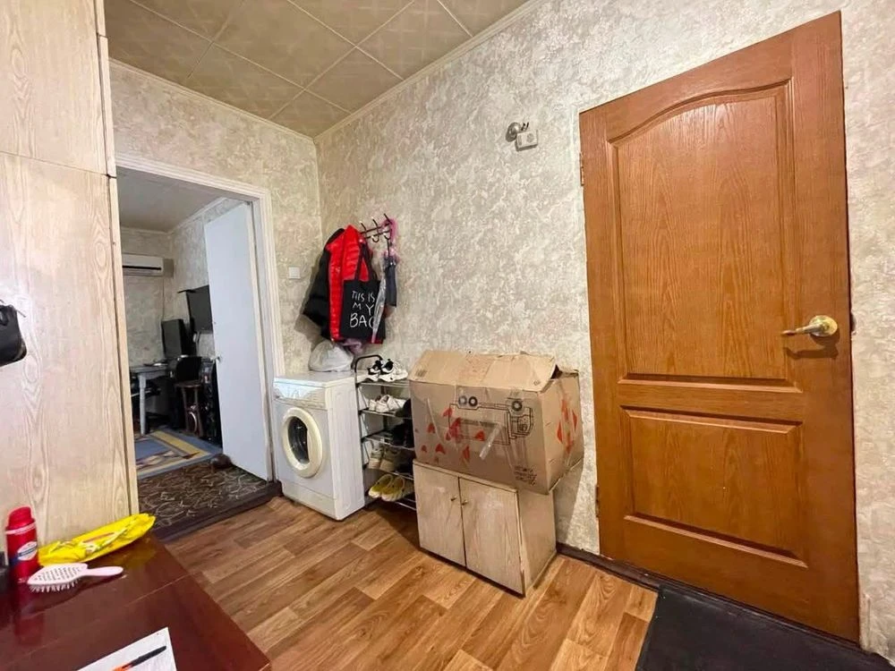 Продам 2-кімнатну квартиру на Лелеківці