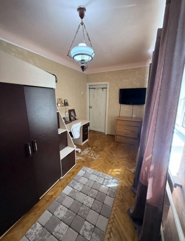 2х к из на пр. Аэрокосмическом (Гагарина ).2/5 с увеличенным