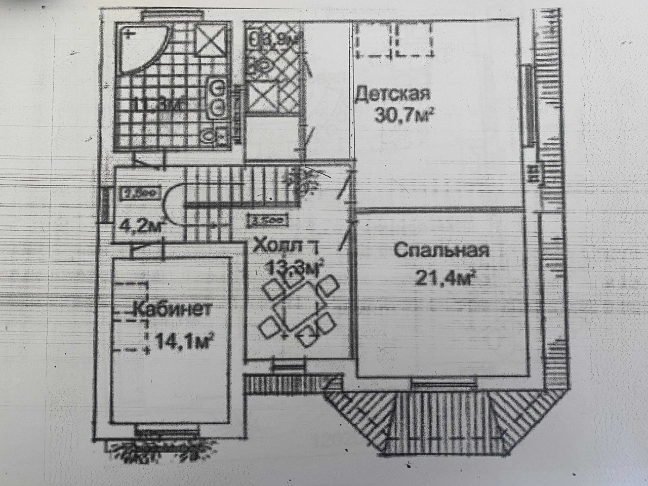 Незавершений будинок у Великому Кучурові