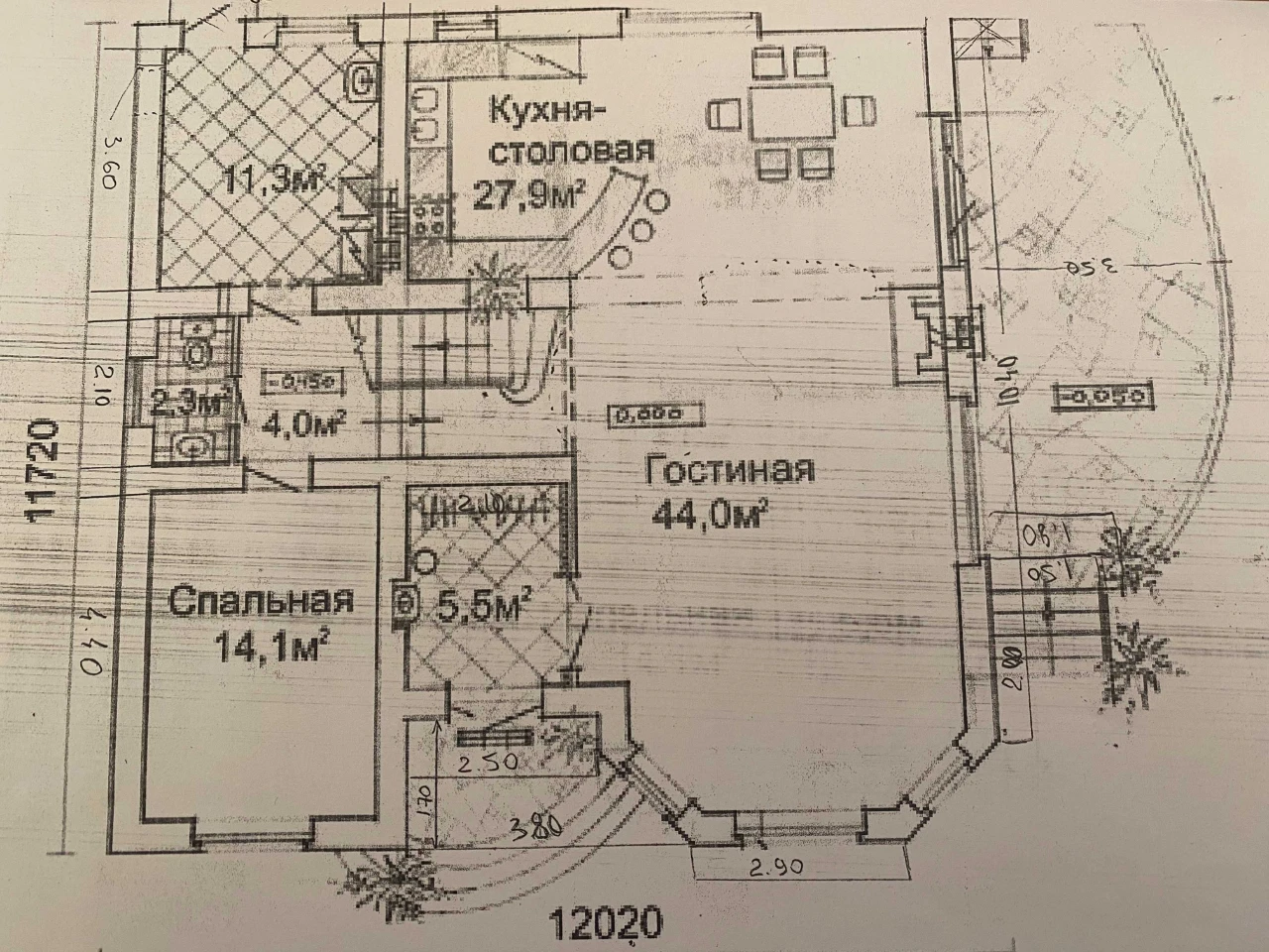 Незавершений будинок у Великому Кучурові