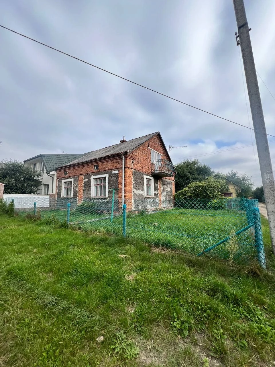 Продаж житлового будинку (спарка) 74.9 м.кв., в. Бажана