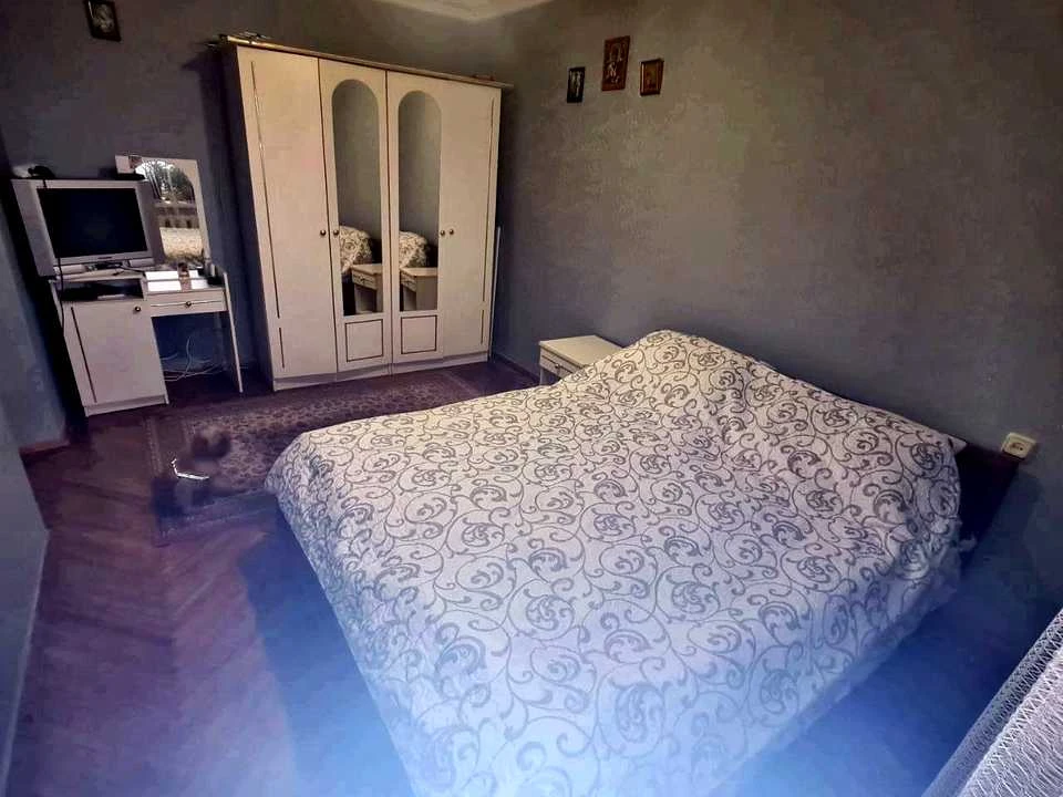 Квартира. Київ, Святошинський пров.