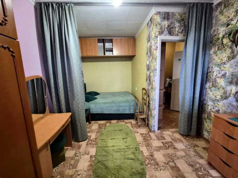 Квартира. Київ, Зодчих вул.