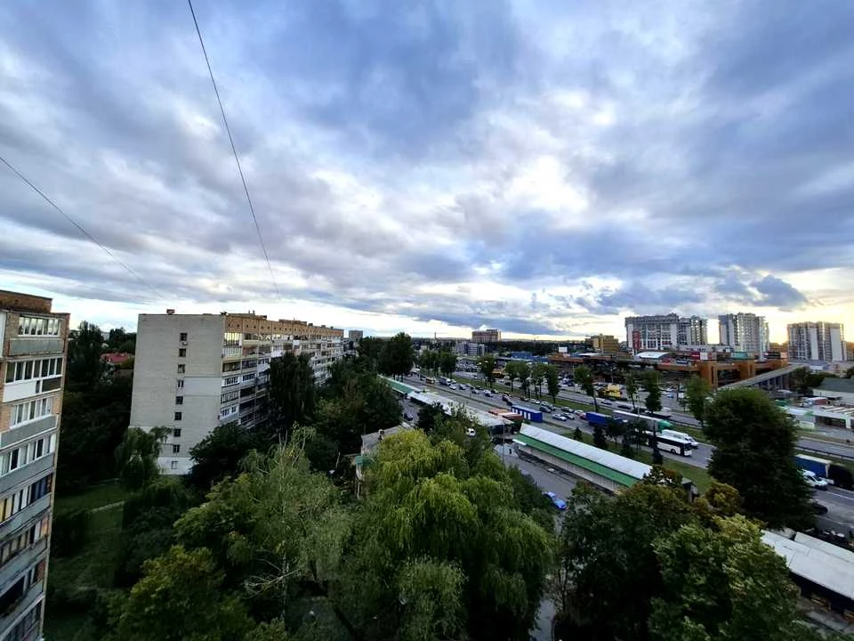Квартира. Київ, Зодчих вул.