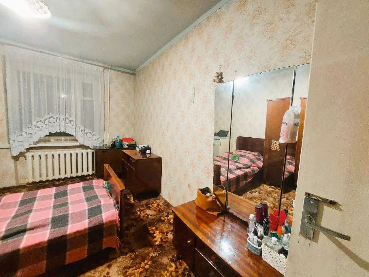 ‼️ продаж 4-х кімнатна .Довбуша 6а. Ближній центр.