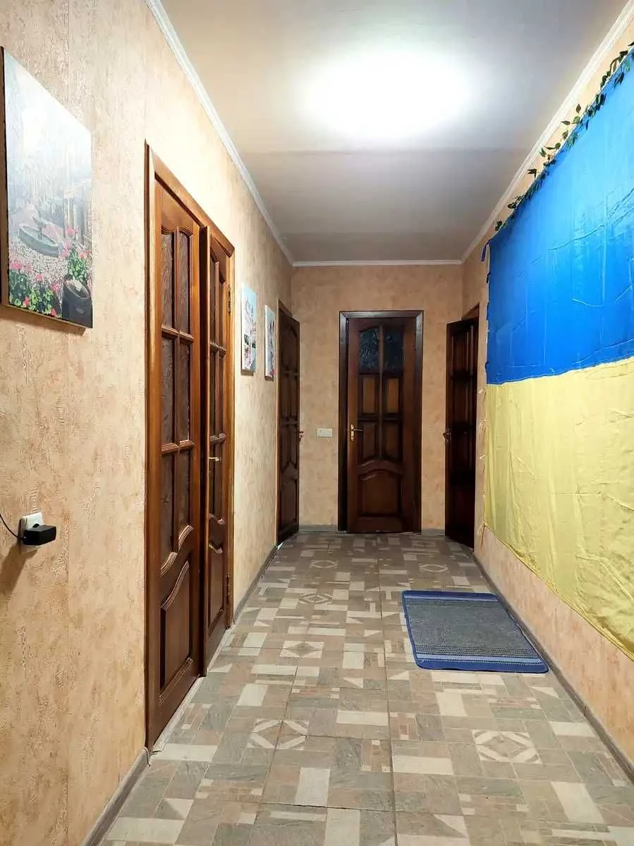 Продаж 3-кімнатної квартири на вул. Євгена Харченка, 65