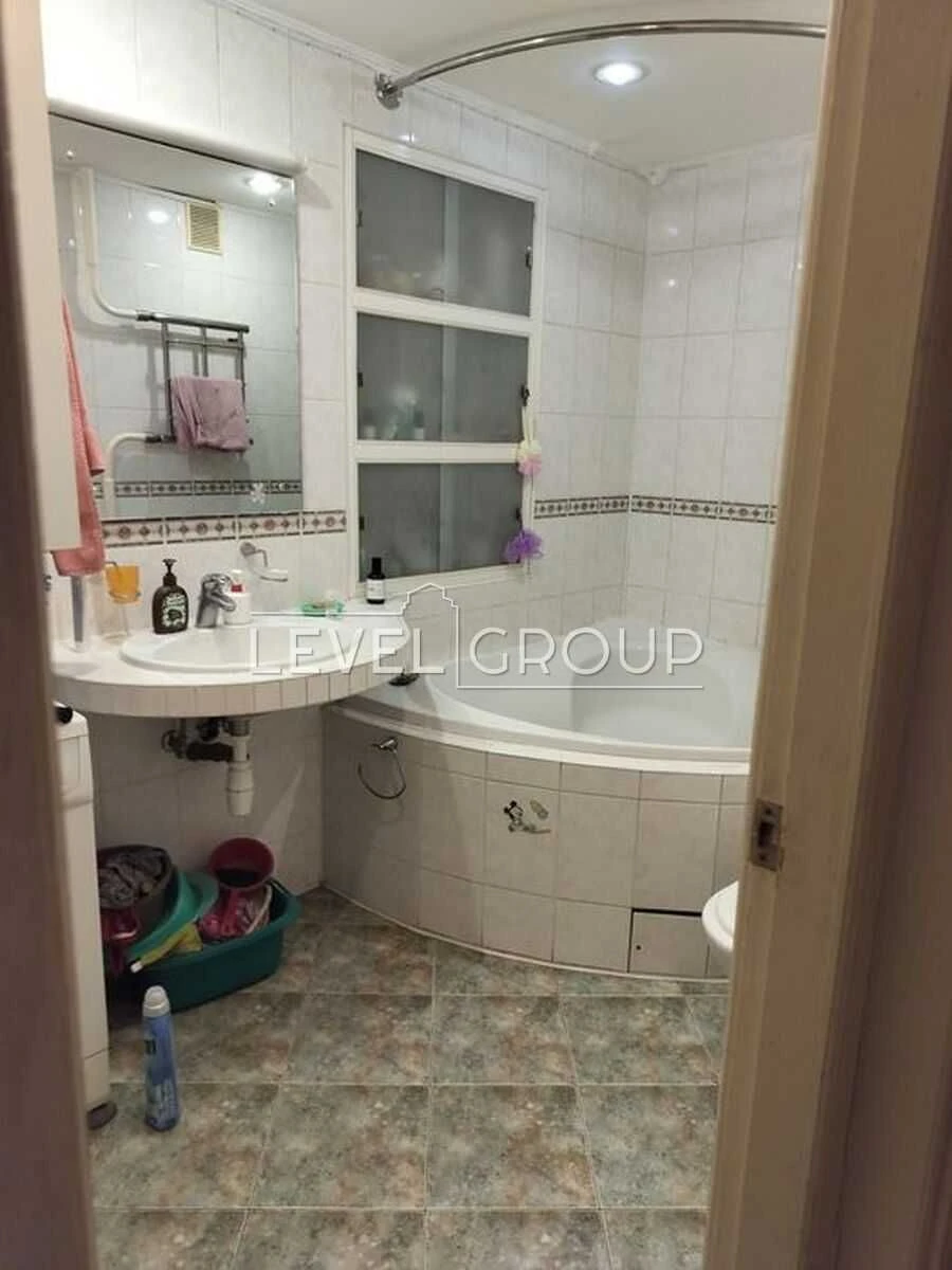 Продаж 3-к квартири 70 м² вул. Борщагівська, НАУ, м. Шулявсь