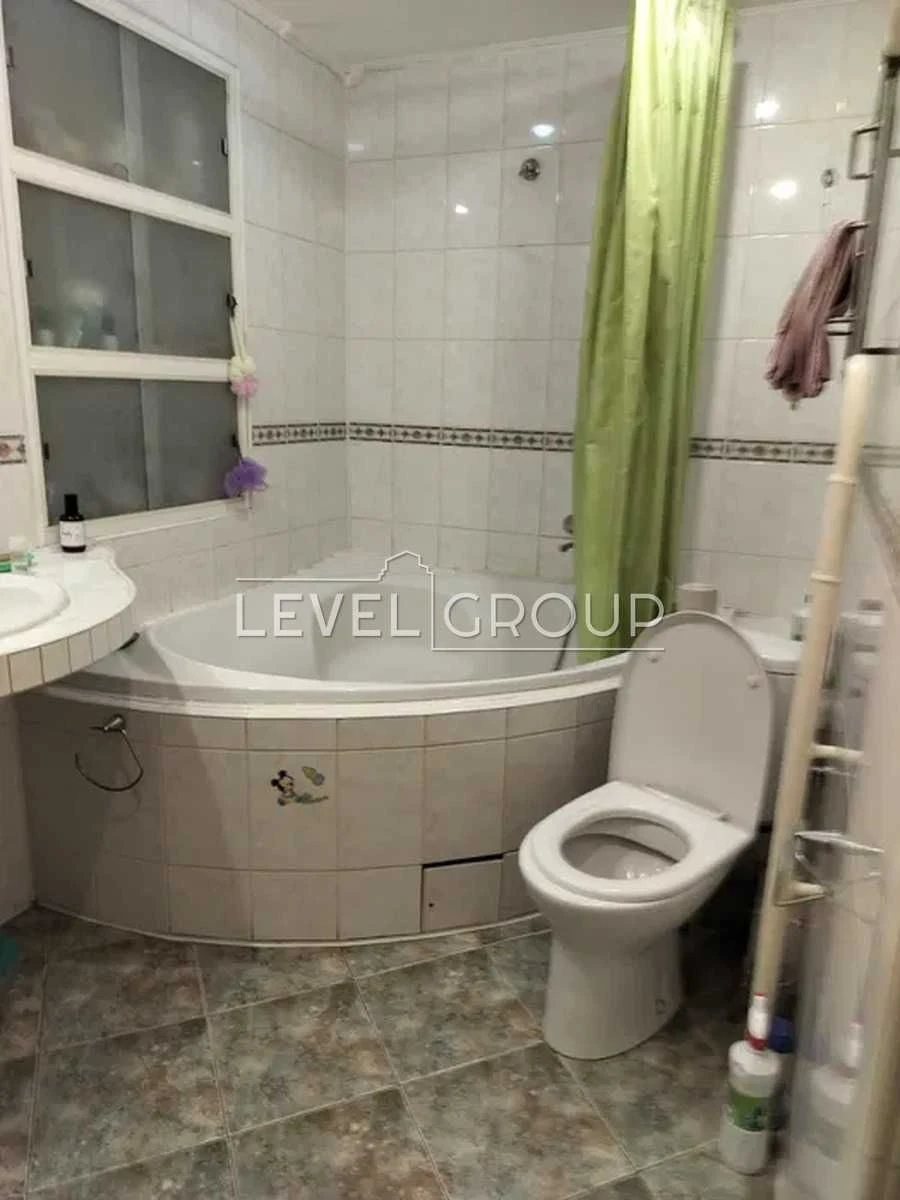 Продаж 3-к квартири 70 м² вул. Борщагівська, НАУ, м. Шулявсь