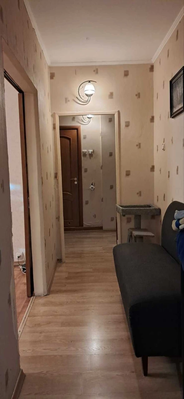 Продам 3 кімнатну квартиру на вул. Вербицького 11