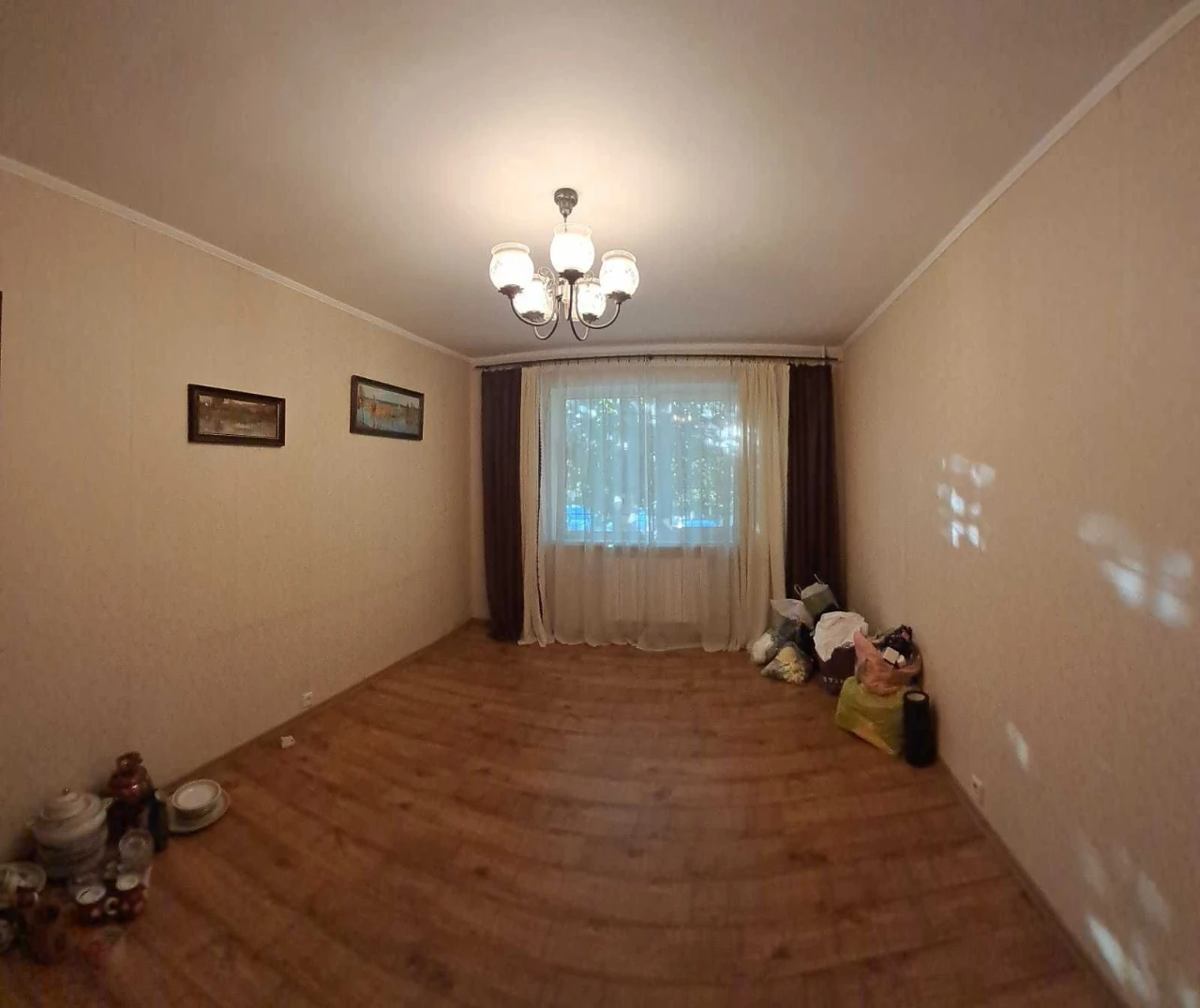 Продам 3 кімнатну квартиру на вул. Вербицького 11