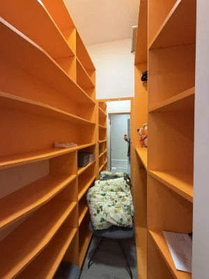 Продаж Квартири з ремонтом та технікою 1 кімнатна 52 квадрат