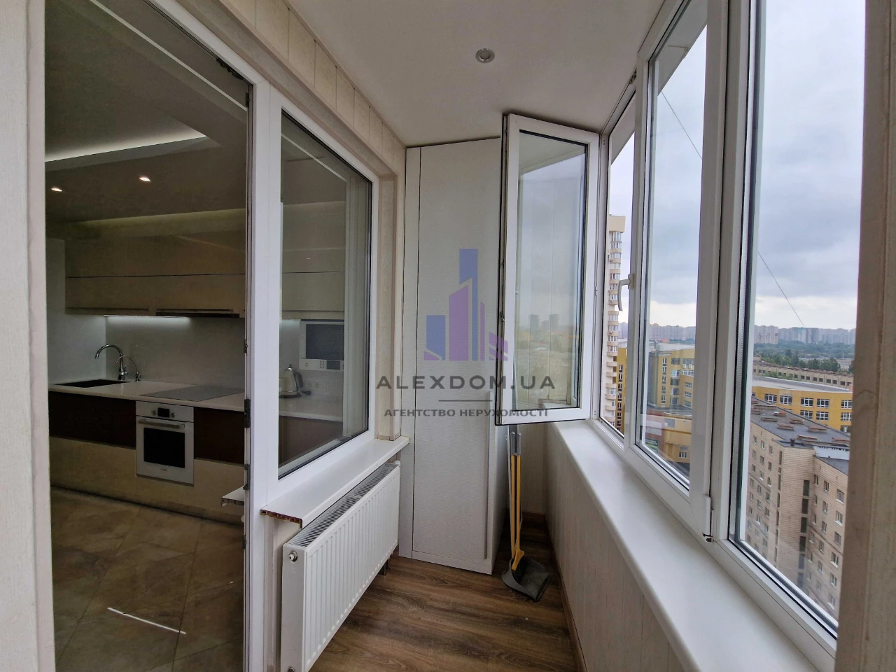 Продаж 1к кв 52м2, ЖК Стародарницький, Харківське шосе 17А Г