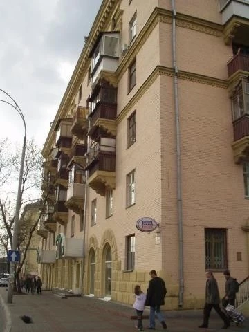 Sale of a 3-room apartment 73 m², Valery Lobanovskyi about