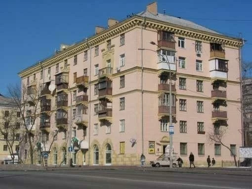 Sale of a 3-room apartment 73 m², Valery Lobanovskyi about