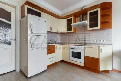 Продаж 1к Токарева(Вузівська)5, будинок 2000р, держ. Програм