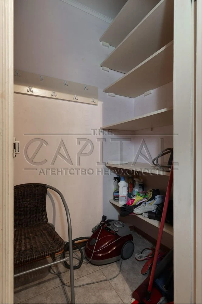 Продаж 1к Токарева(Вузівська)5, будинок 2000р, держ. Програм