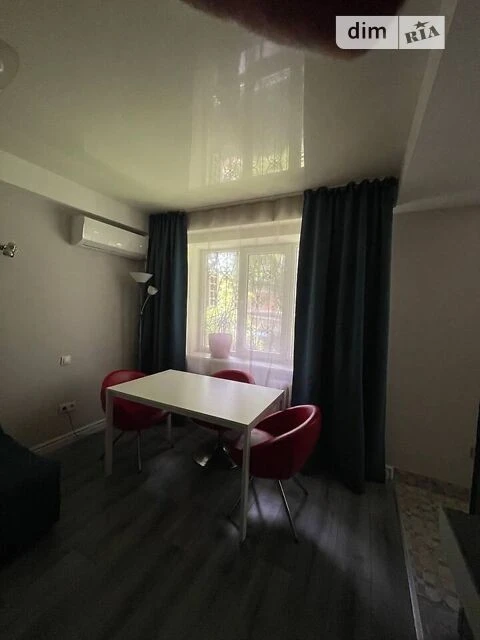 Sale of 3-room apartment 63 sq. m. on Volodymyra Pokotila 3B street •
