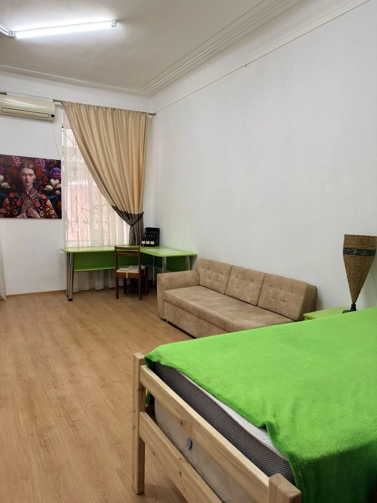 Продаж 3к квартири, вул. Шота Руставелі, 20-Б, 95,3 кв.м.