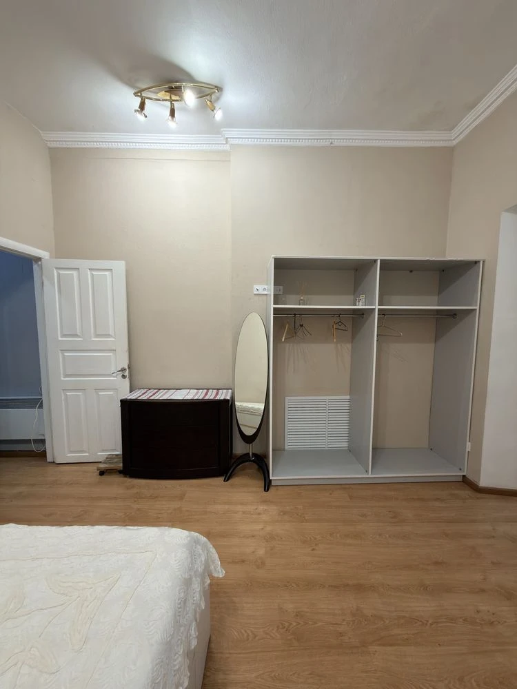 Продаж 3к квартири, вул. Шота Руставелі, 20-Б, 95,3 кв.м.