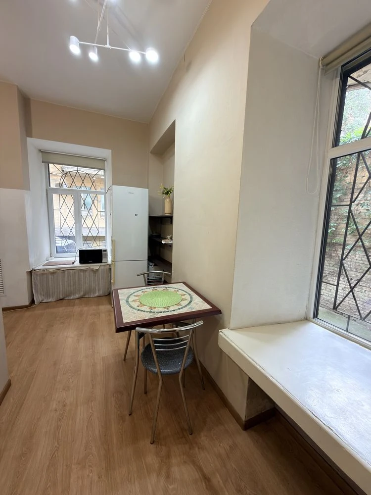 Продаж 3к квартири, вул. Шота Руставелі, 20-Б, 95,3 кв.м.