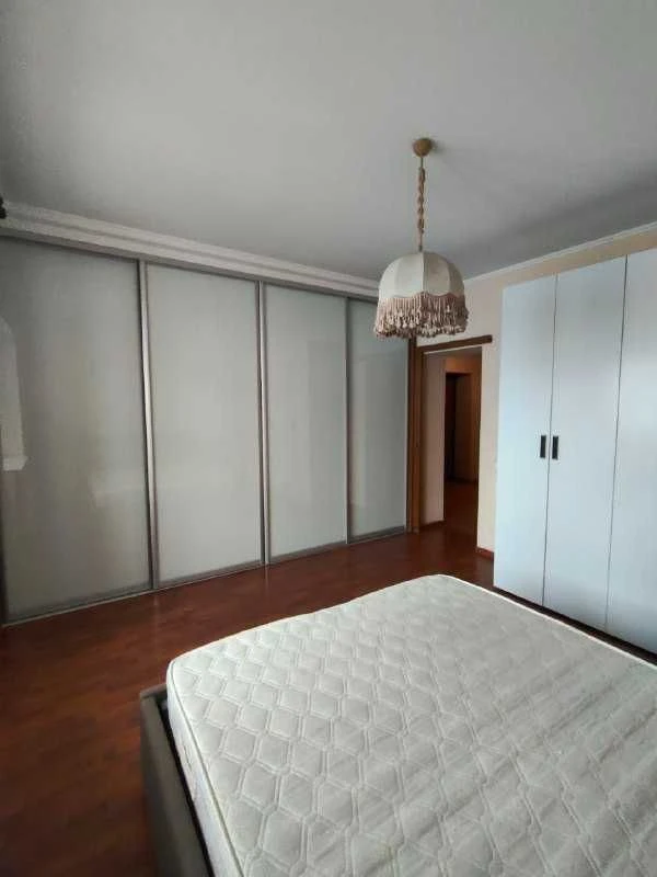 Продам 2 км. квартиру з автономним опаленням і дизайнерським