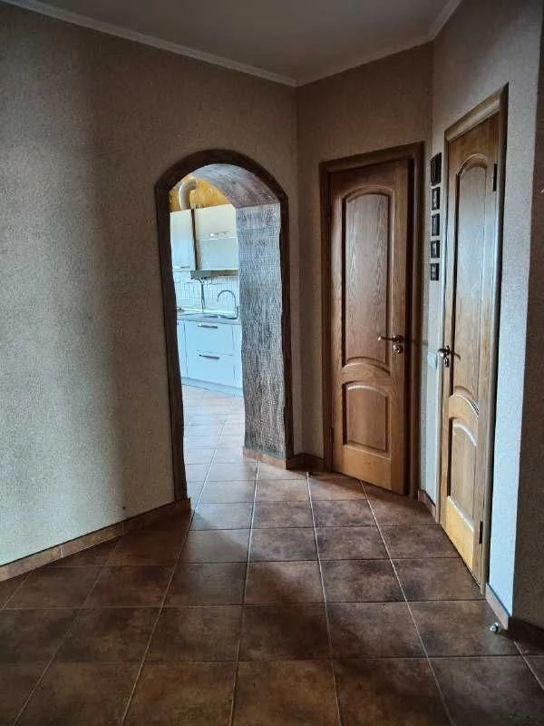 Продам 2 км. квартиру з автономним опаленням і дизайнерським