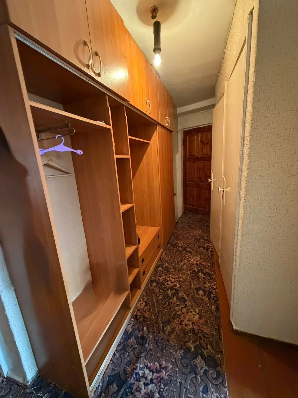 Продам трохкімнатну квартиру біля базару Динамо по вул Корол