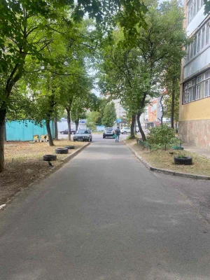 Продам трохкімнатну квартиру біля базару Динамо по вул Корол