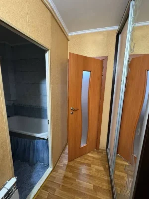 Продам двокімнатну квартиру по вулиці. Пересопницька 134 а 3