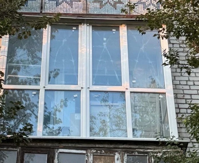 Продаю 1 комнатную Большую квартиру на Космонавтов/ Электрон