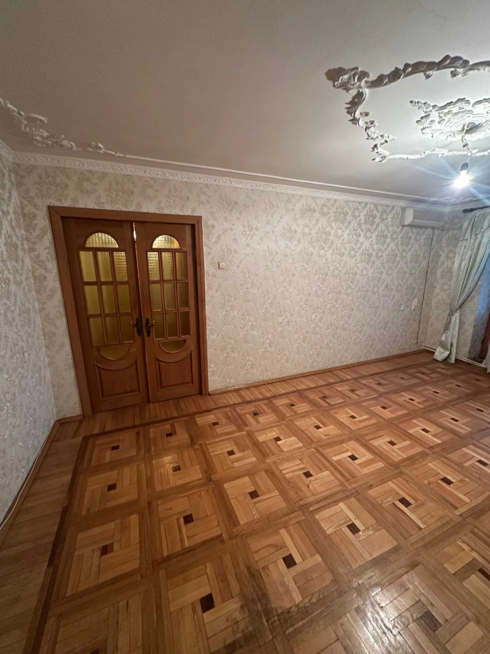 Тникімнатна Квартира в Центрі міста