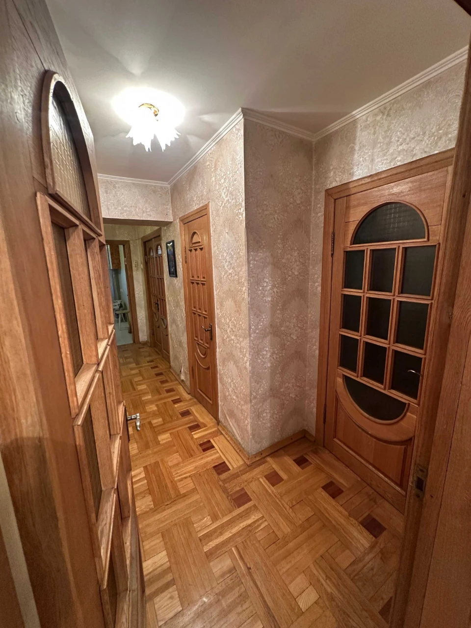 Тникімнатна Квартира в Центрі міста