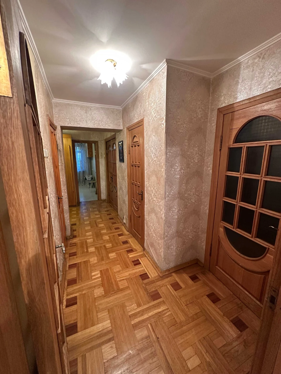 Тникімнатна Квартира в Центрі міста